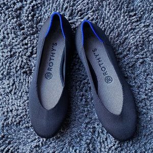 Black “The Square” Rothy’s 7.5